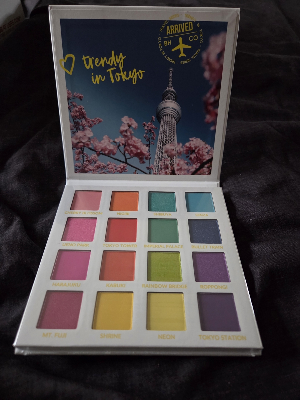 Trendy in Tokyo Eyeshadow Palette — Multi Pink, Teal & Purple Shades